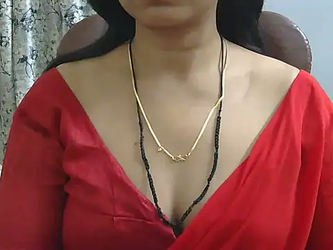 MISS SOMIYA online show from March 28, 2026, 7:02 pm