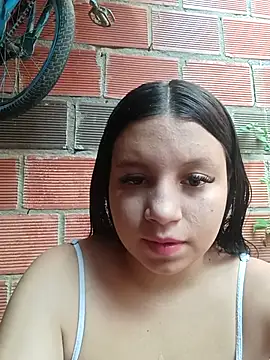 Shell Latina online show from October 20, 2025, 1:44 pm