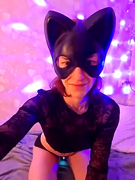 SecretIna online show from March 18, 2026, 8:45 pm