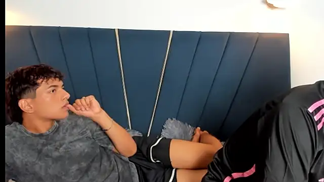 maicol cum23 online show from November 26, 2025, 8:10 pm