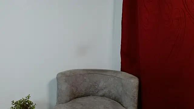 Snapshot of adriel_escalante chatting on September 23, 2025, 2:25 am adriel escalante online show from September 23, 2025, 2:25 am