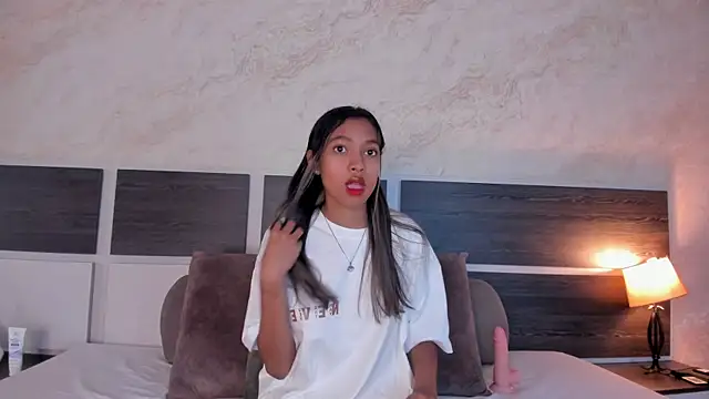 Susanna Cute online show from October 7, 2025, 12:13 pm