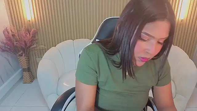 naomi tp online show from October 4, 2025, 12:36 pm