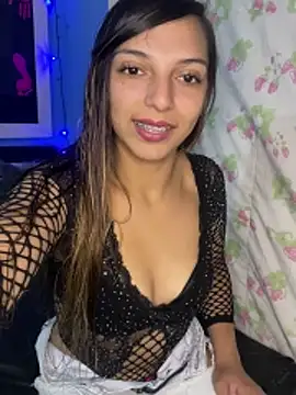 MelanyBabeee2 online show from January 6, 2026, 9:18 pm