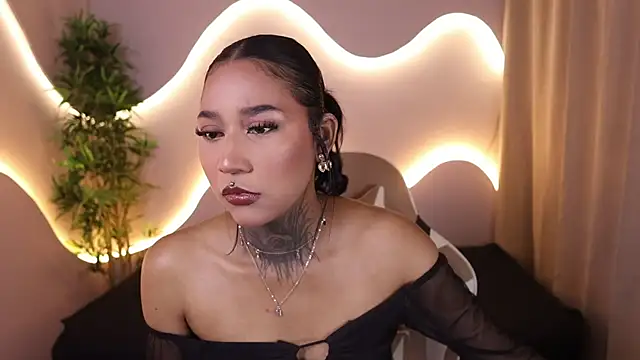Anaya olyx online show from September 25, 2025, 5:11 am