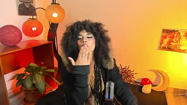 Snapshot of Raven_luv chatting on May 29, 2026, 4:43 am Raven luv online show from May 29, 2026, 4:43 am