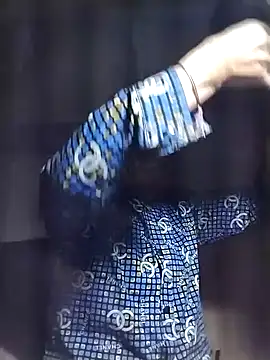 -Xuka-200 online show from February 3, 2026, 10:53 am