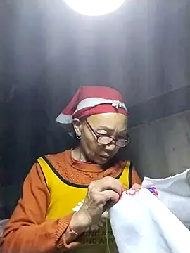 -Xuka-200 online show from March 5, 2026, 1:07 pm