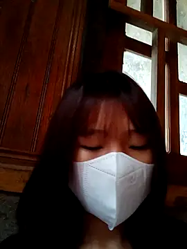 kata-00 online show from November 11, 2025, 3:28 am