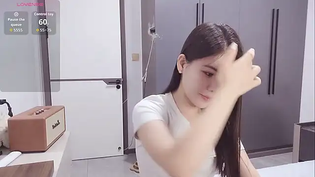 luckckcj online show from October 7, 2025, 10:56 am