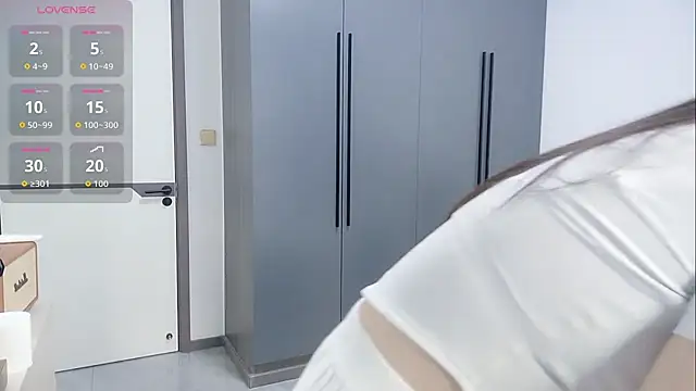 luckckcj online show from November 10, 2025, 5:50 am