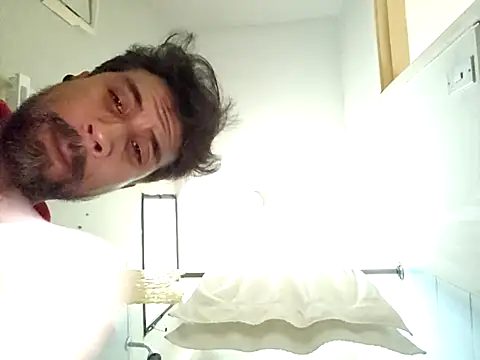 Mac50rus online show from April 28, 2026, 6:35 pm