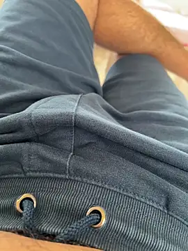 sunnu 97  online show from March 1, 2026, 8:05 am