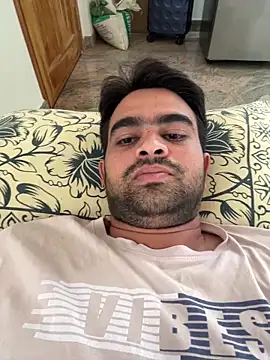 Snapshot of sunnu_97_ chatting on May 26, 2026, 6:09 am sunnu 97 online show from May 26, 2026, 6:09 am