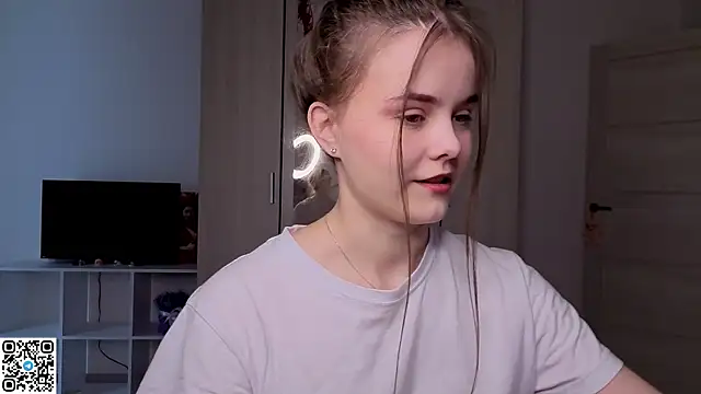 Snapshot of Dangerouss_Lady chatting on September 14, 2025, 8:02 am Dangerouss Lady online show from September 14, 2025, 8:02 am