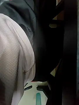 Snapshot of tomstoneii chatting on October 12, 2025, 9:36 pm tomstoneii online show from October 12, 2025, 9:36 pm