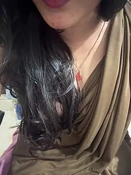 tanvi 001 online show from October 13, 2025, 7:36 pm