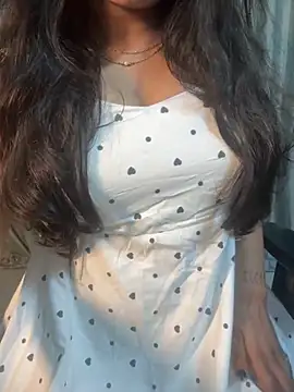 tanvi 001 online show from October 24, 2025, 6:54 am