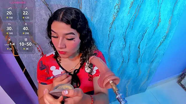 mia cataleiya online show from October 14, 2025, 11:33 am