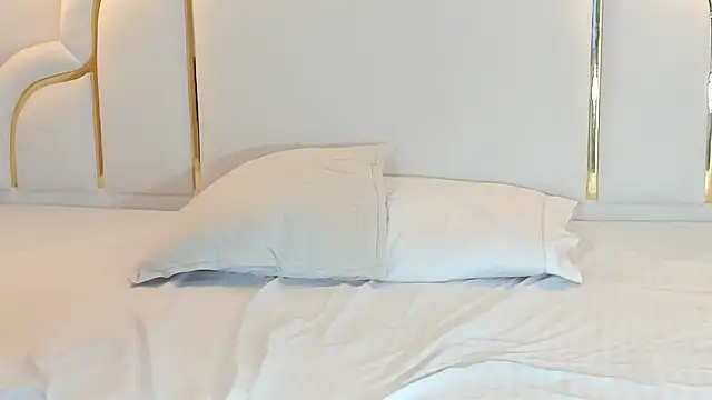 naughtyrose vc online show from September 17, 2025, 1:13 pm