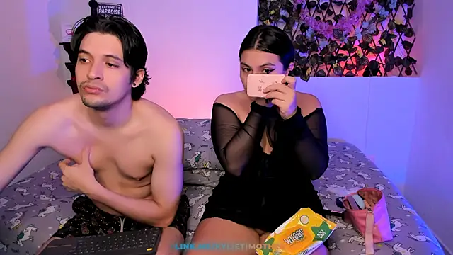 kylietimothee online show from April 2, 2026, 5:54 pm