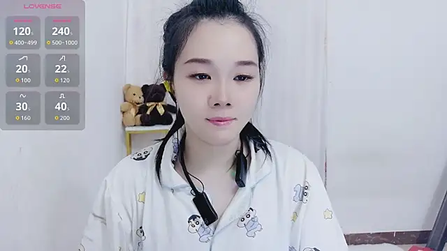 Txm123321 online show from April 19, 2026, 10:25 am