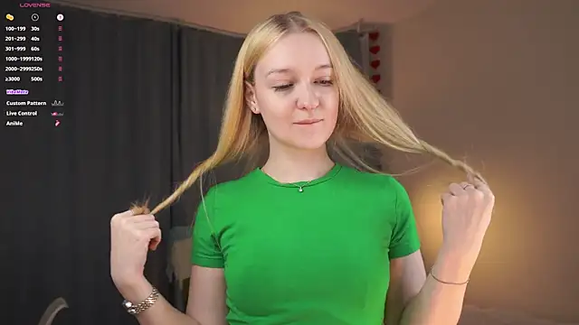 KrishnaSimmons online show from October 2, 2025, 8:16 pm