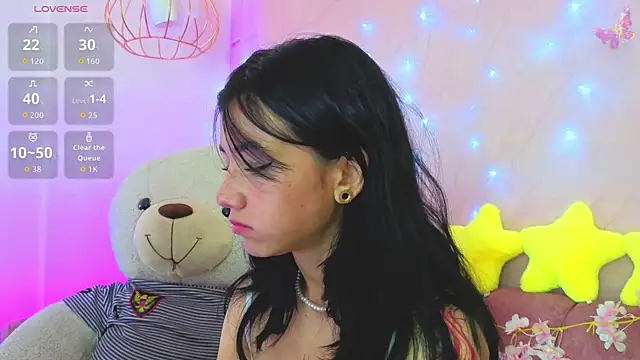 april bennett online show from April 28, 2026, 1:16 pm