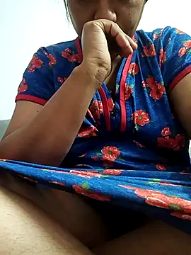 Snapshot of hottie_jenny9 chatting on September 14, 2025, 1:32 pm hottie jenny9 online show from September 14, 2025, 1:32 pm