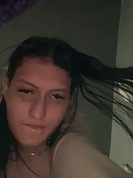 Caroline daring online show from April 4, 2026, 10:51 pm