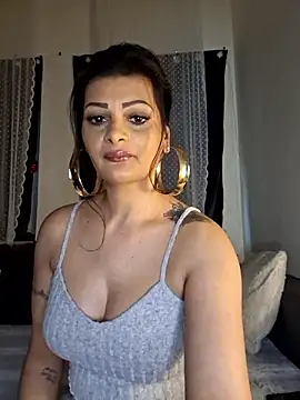 Pillango1212 online show from January 12, 2026, 11:59 am