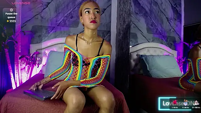 Alisha Ebonyy online show from October 27, 2025, 11:25 am