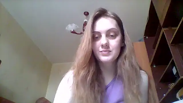 Thalienne online show from May 8, 2026, 10:20 am