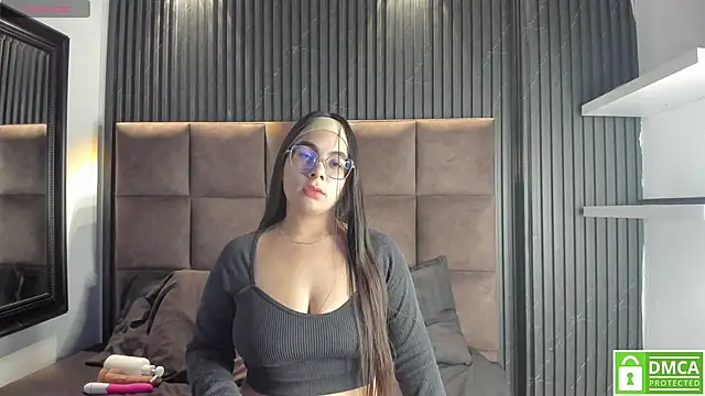 Sussy Vixen online show from March 4, 2026, 4:51 am