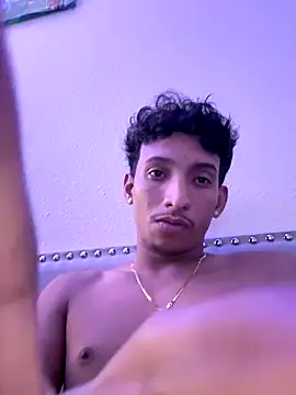 Elnegro2454 online show from September 29, 2025, 10:03 pm