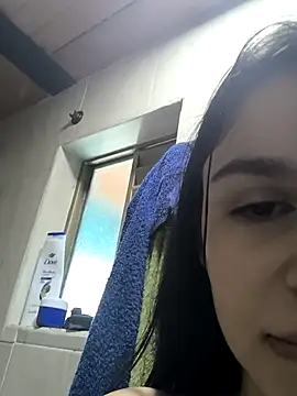 Snapshot of Daniela-rosee chatting on September 10, 2025, 9:04 pm Daniela-rosee online show from September 10, 2025, 9:04 pm
