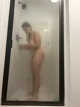 Snapshot of Gringo_XXX_Latina chatting on February 18, 2026, 5:09 pm Gringo XXX Latina online show from February 18, 2026, 5:09 pm