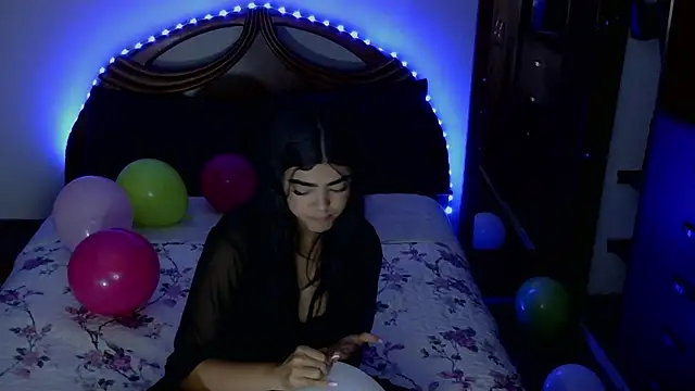 Snapshot of Gia_Massa chatting on September 23, 2025, 11:41 pm Gia Massa online show from September 23, 2025, 11:41 pm