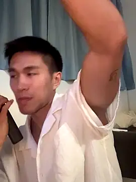 Snapshot of gooodboiii chatting on October 11, 2025, 3:32 pm gooodboiii online show from October 11, 2025, 3:32 pm