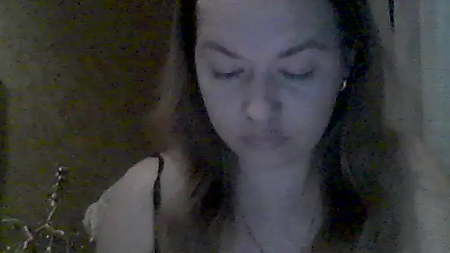 Snapshot of Mironaa chatting on May 26, 2026, 8:27 pm Mironaa online show from May 26, 2026, 8:27 pm