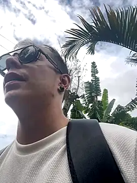 Snapshot of dimitryivanovv chatting on October 7, 2025, 1:30 pm dimitryivanovv online show from October 7, 2025, 1:30 pm