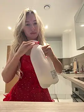 Snapshot of SexySaraxxoo chatting on December 3, 2025, 2:37 pm SexySaraxxoo online show from December 3, 2025, 2:37 pm