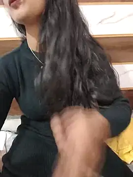 Itz Mayra  online show from November 11, 2025, 5:18 am