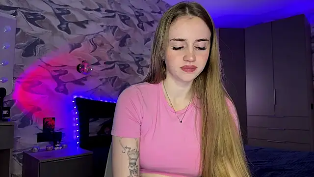 Jessica1West online show from April 20, 2026, 5:16 pm