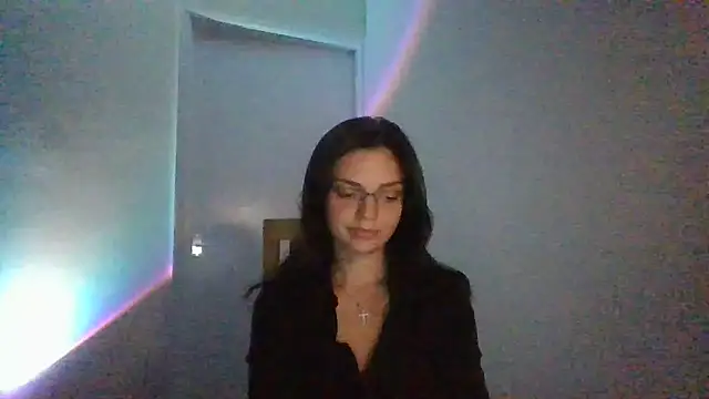 Zerinaa online show from July 26, 2026, 9:11 pm