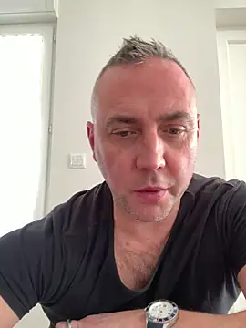 Marronglace1 online show from March 2, 2026, 2:57 pm