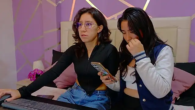 jupiterysaturno online show from November 29, 2025, 1:08 am