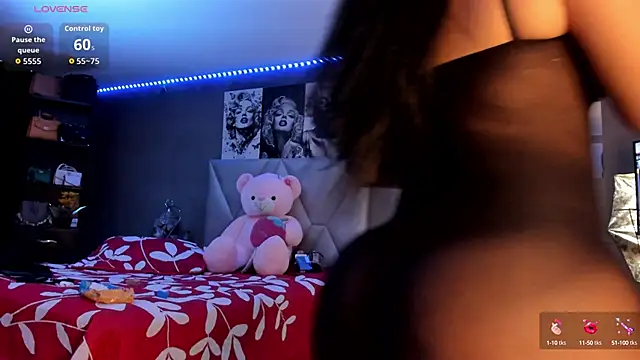 sexyzoe 69 online show from September 11, 2025, 10:10 pm