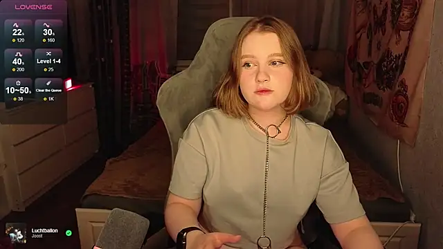 OliviaBlade online show from September 17, 2025, 5:03 pm