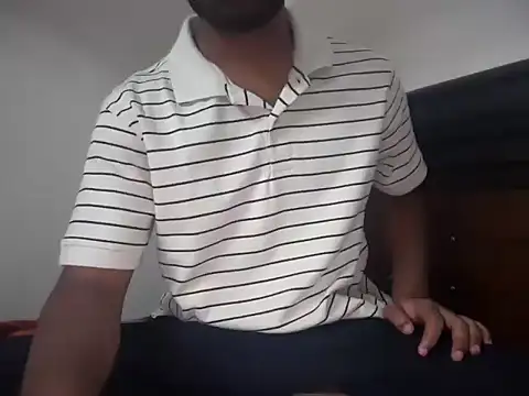 Snapshot of bossyjuicy chatting on April 26, 2026, 12:47 pm bossyjuicy online show from April 26, 2026, 12:47 pm